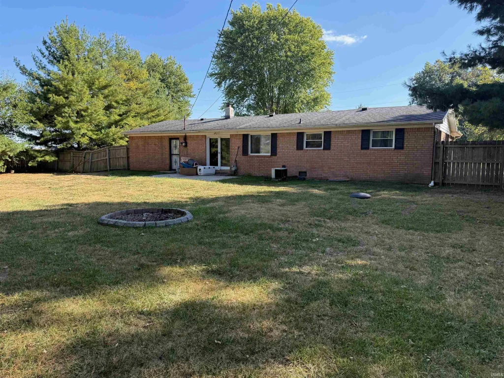 204 W Trenton Street, Sharpsville