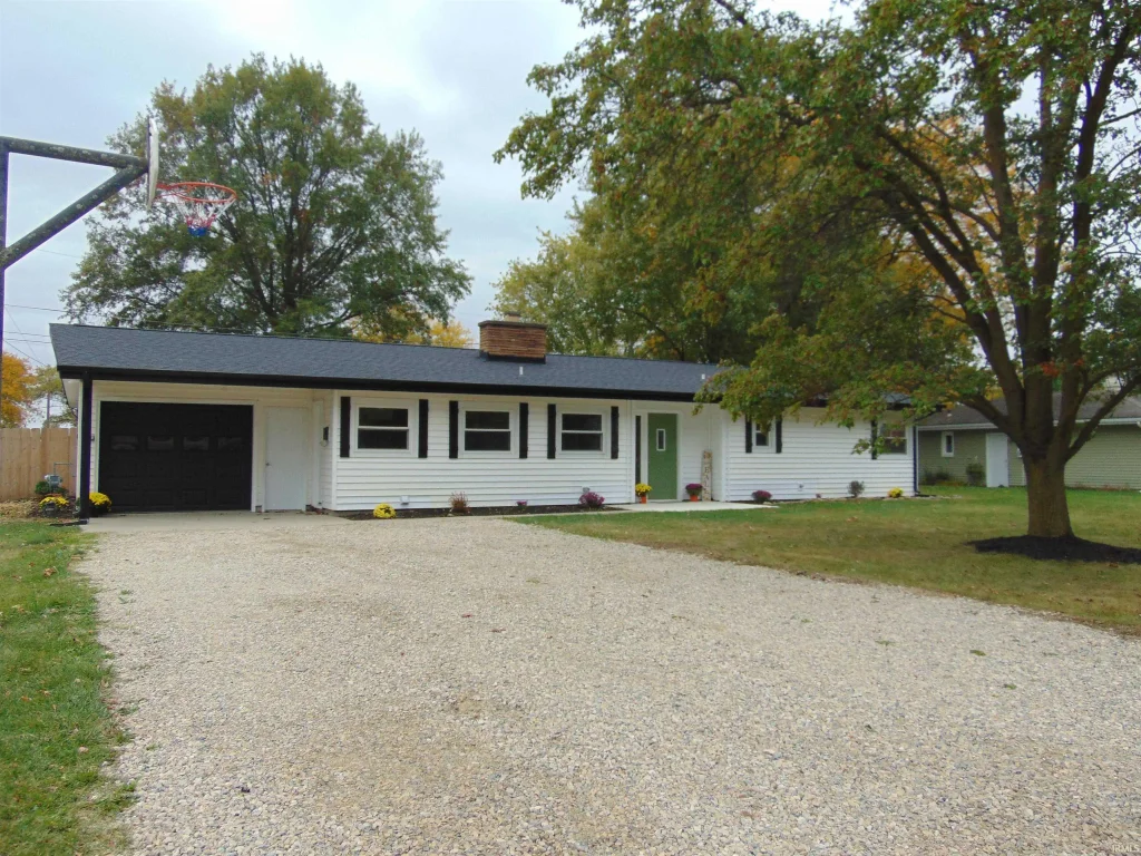 1106 W Clark Street, Berne