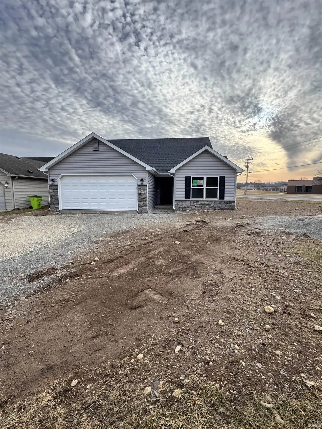 2079 Willow Bend, Huntington