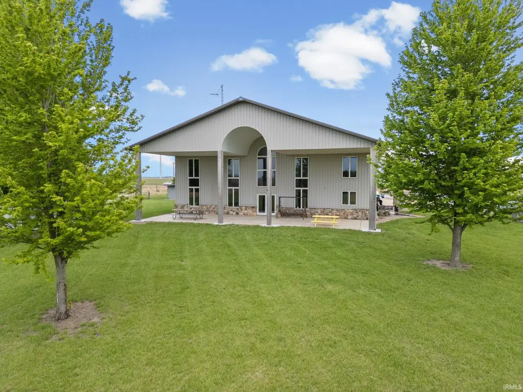 8796 S Us 231, Brookston
