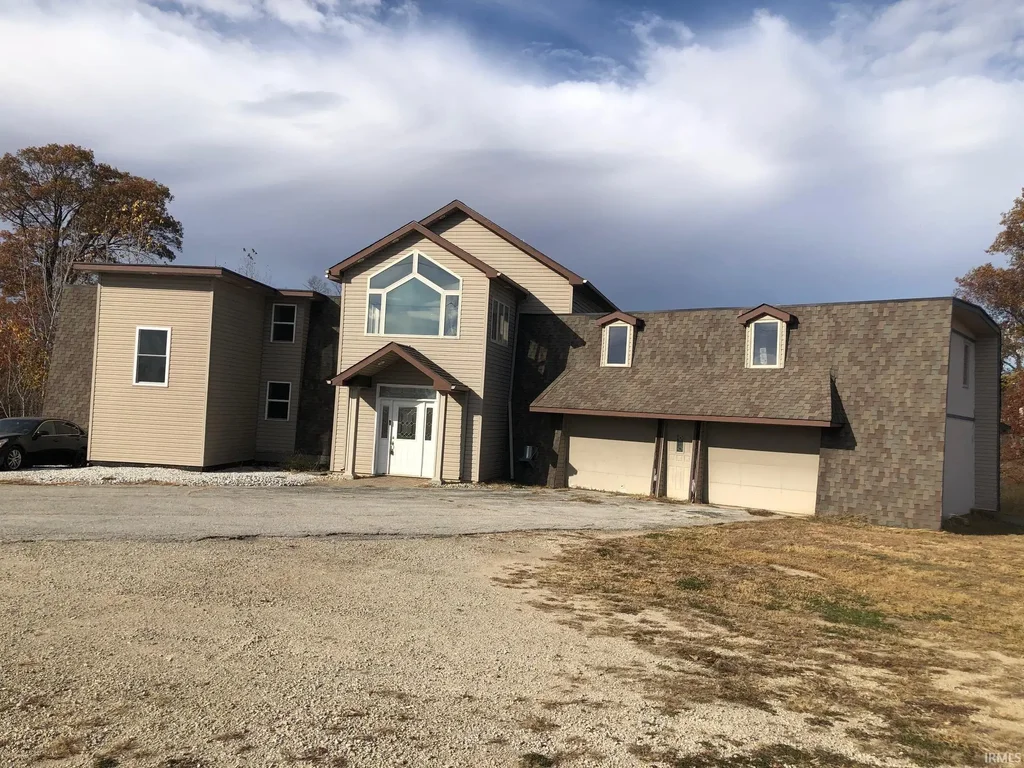 5562 W 100 N, Huntington