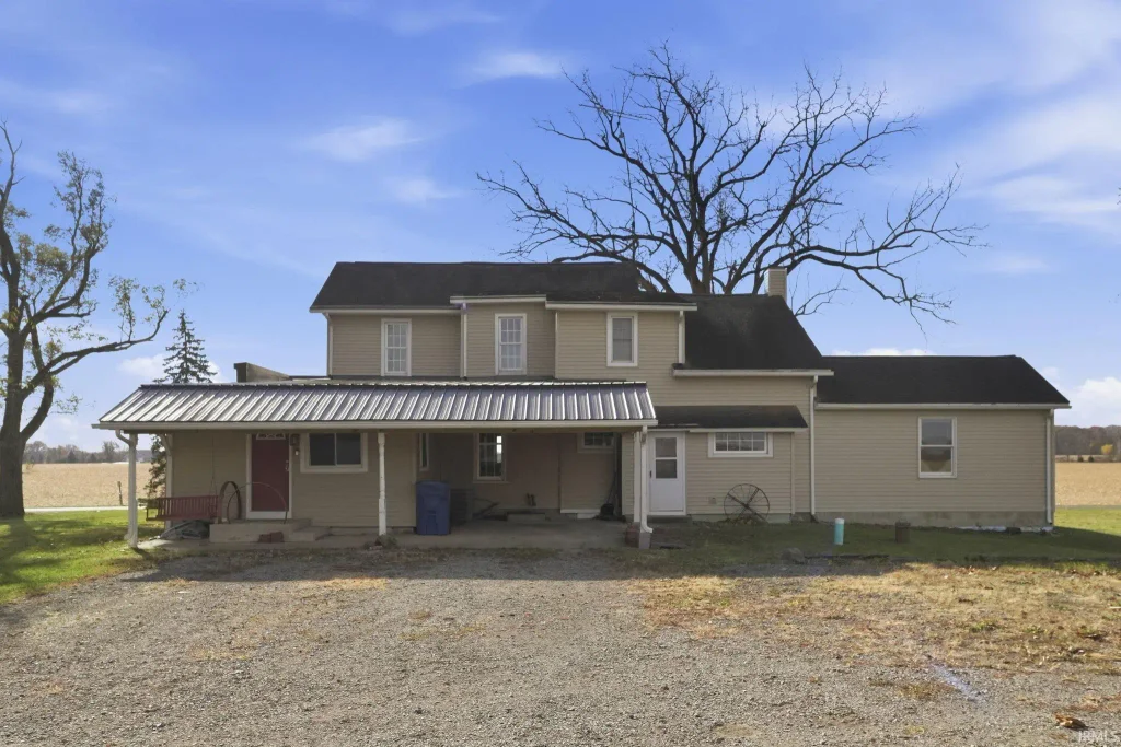 4752 W 900, Huntington