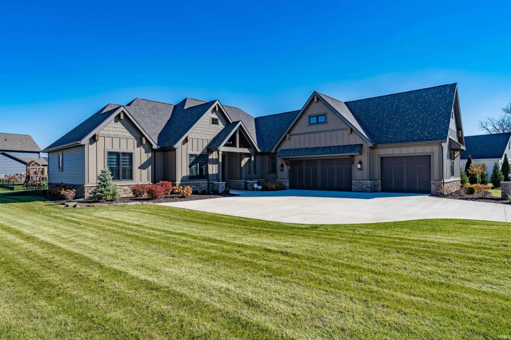 16570 Chilton Cove, Huntertown