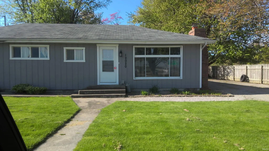 12020 Us-30 E Road, New Haven