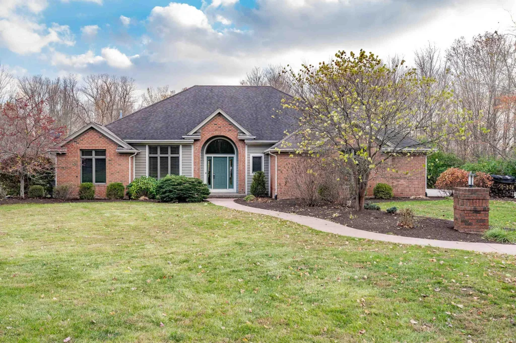 3069 E 1200 N, Roanoke