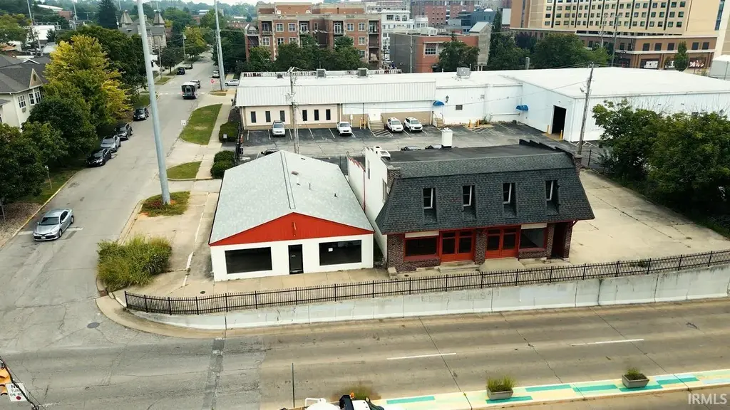 322 W 3rd Street, Bloomington
