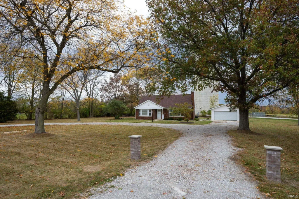 10814 Lower Huntington Road, Roanoke