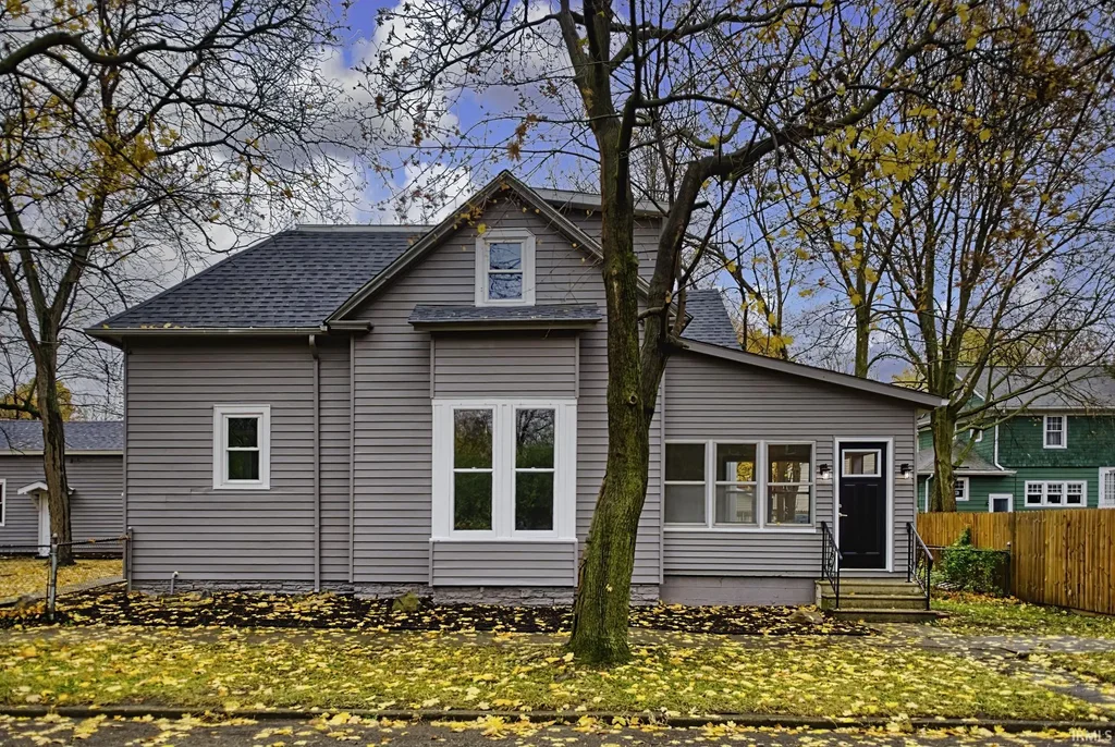 27 N Comstock Street, Wabash