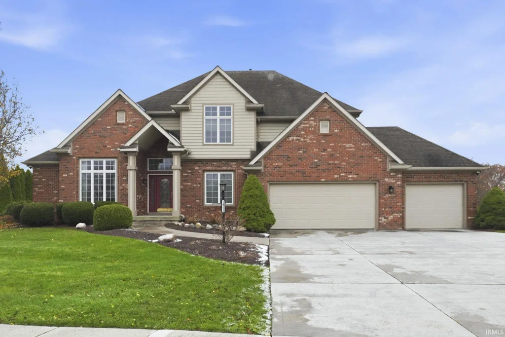 14211 Raynham Road, Fort Wayne