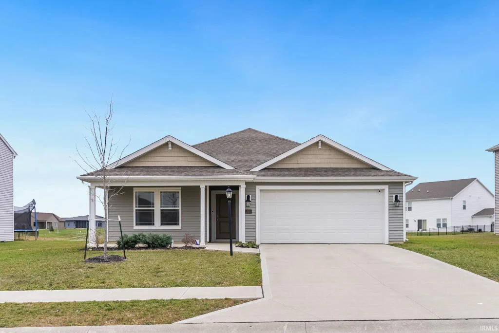 1399 Livingston Lakes Way, Fort Wayne