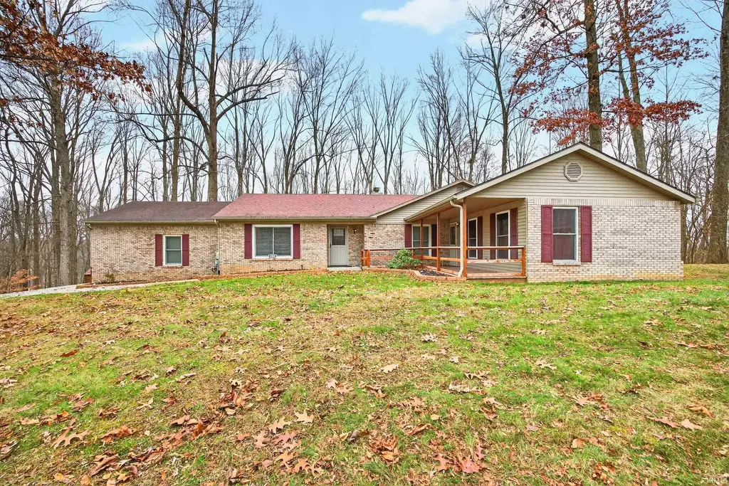 206 Woodcliff Way, Bedford