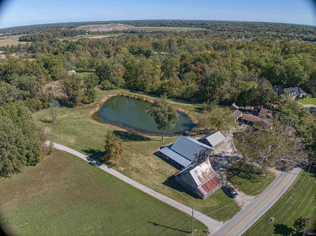2925 W Mill Road, Evansville