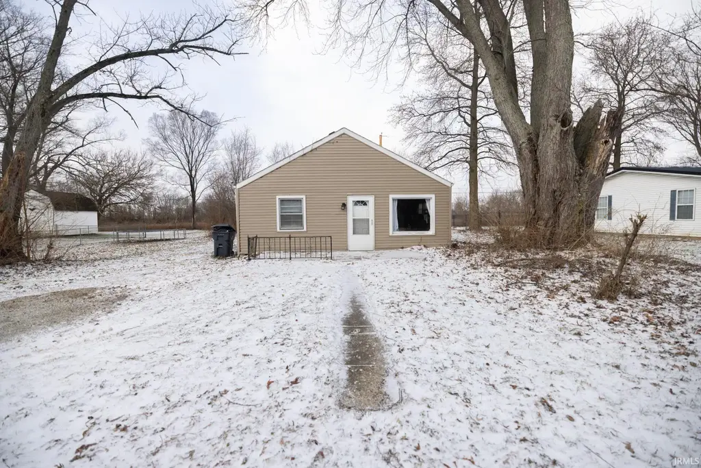 1613 S Italiano Drive, Muncie