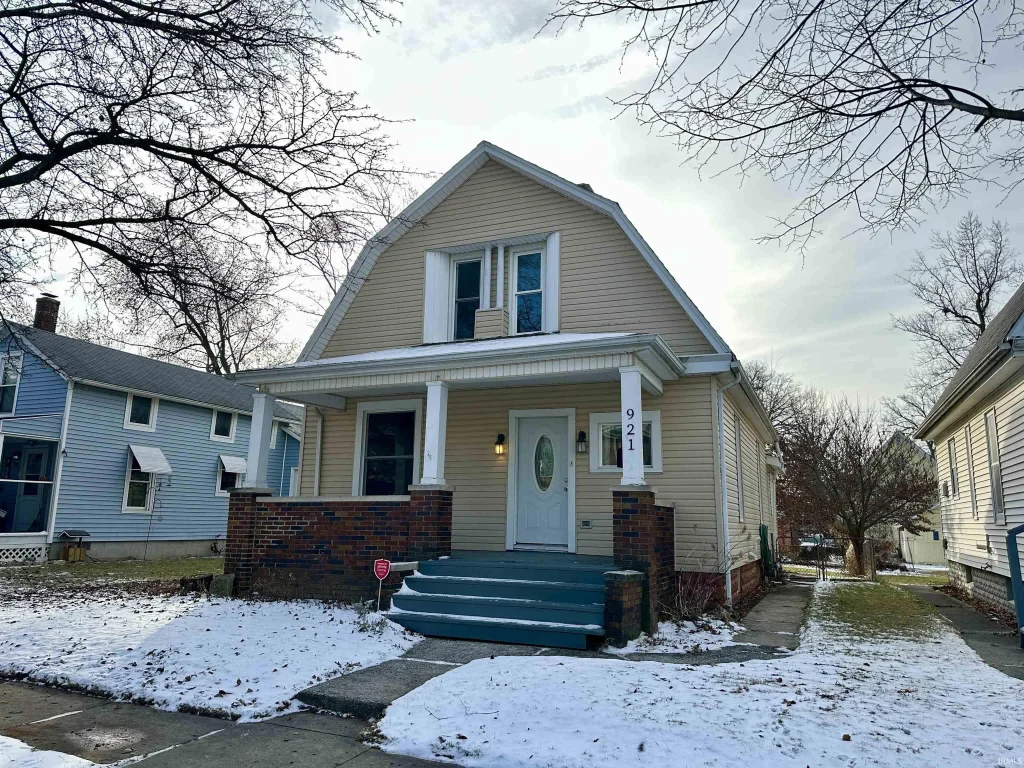 921 Cottage Avenue, Fort Wayne