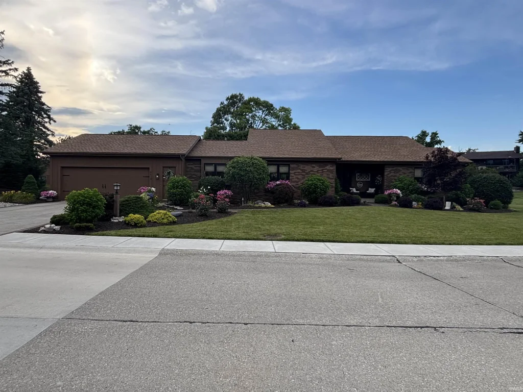 9512 Camberwell Drive, Fort Wayne