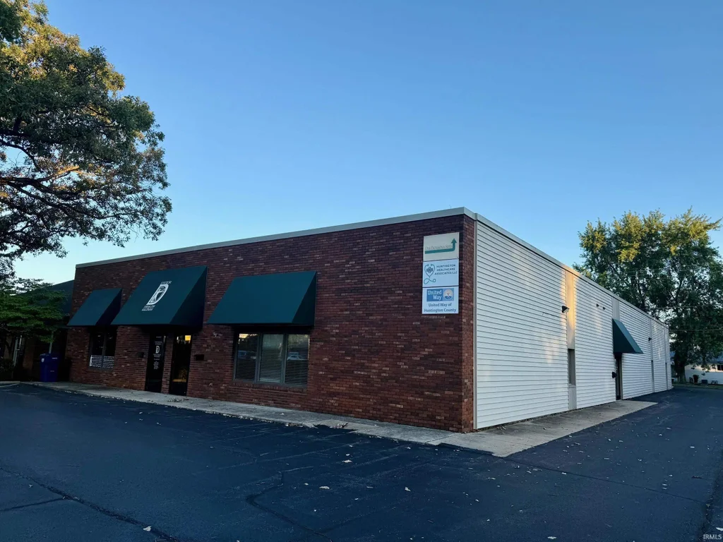 80 Home Street, Huntington