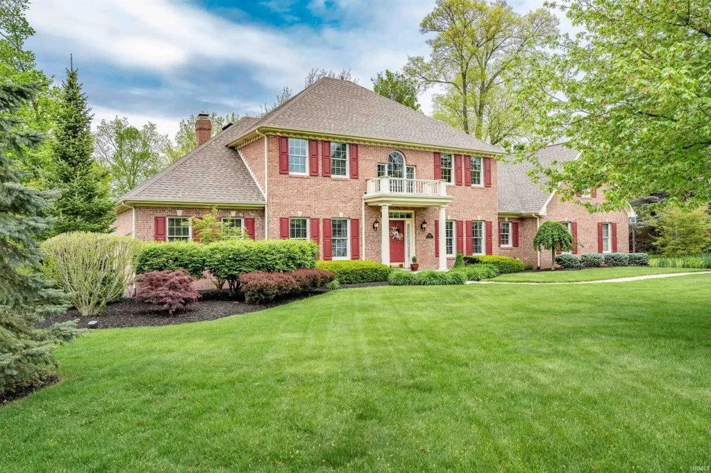 10528 Indian Ridge Drive, Fort Wayne