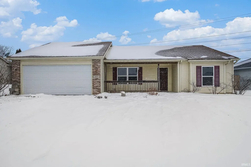 313 W Wind Trail, Avilla