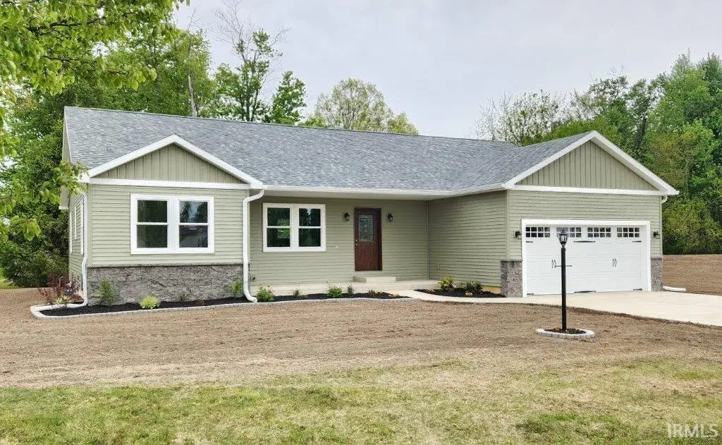 11102 N Dogleg Dr E, Syracuse