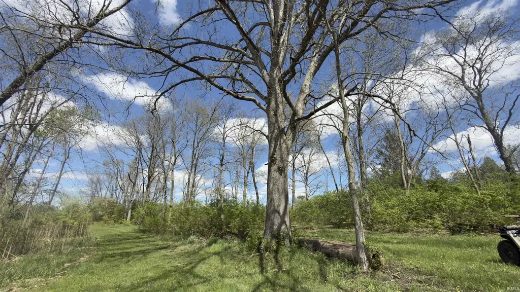 6848 N West County Line Road 1, Fort Wayne