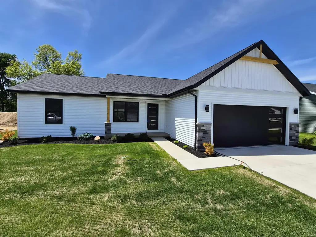 445 N Eastfield Circle, Milford