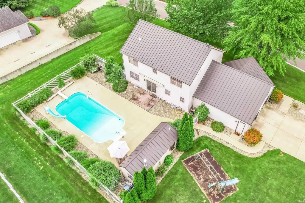 806 Lydia Drive, Warsaw