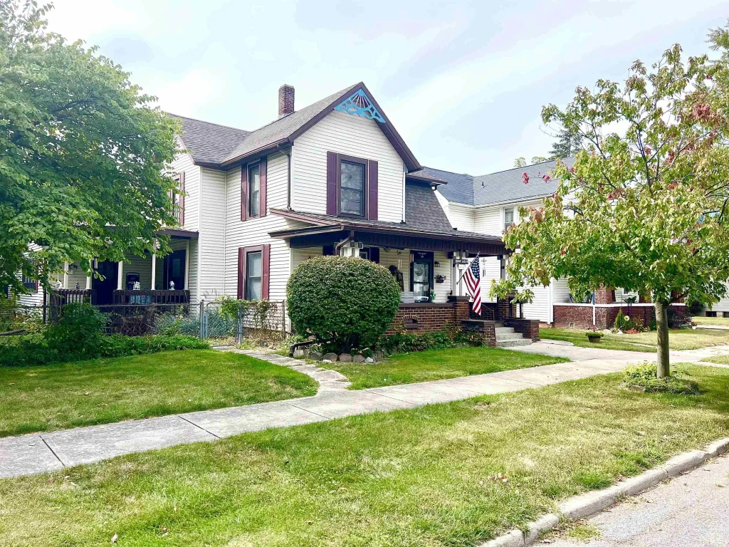 412 S Walsh Street, Garrett