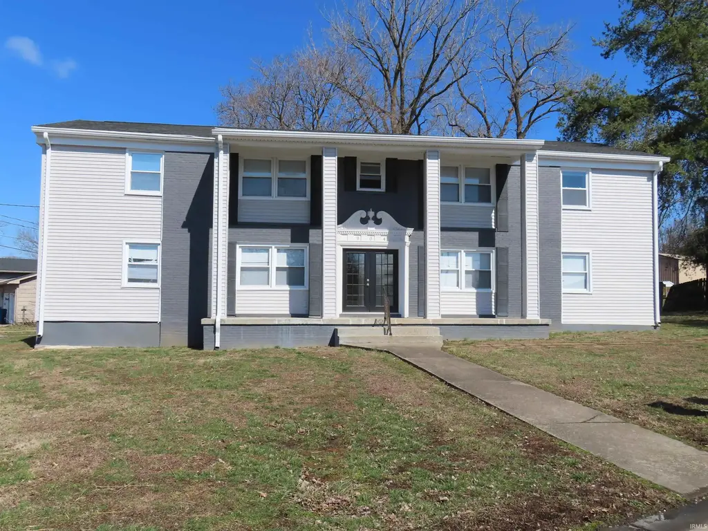 904 Parkview Drive, Boonville