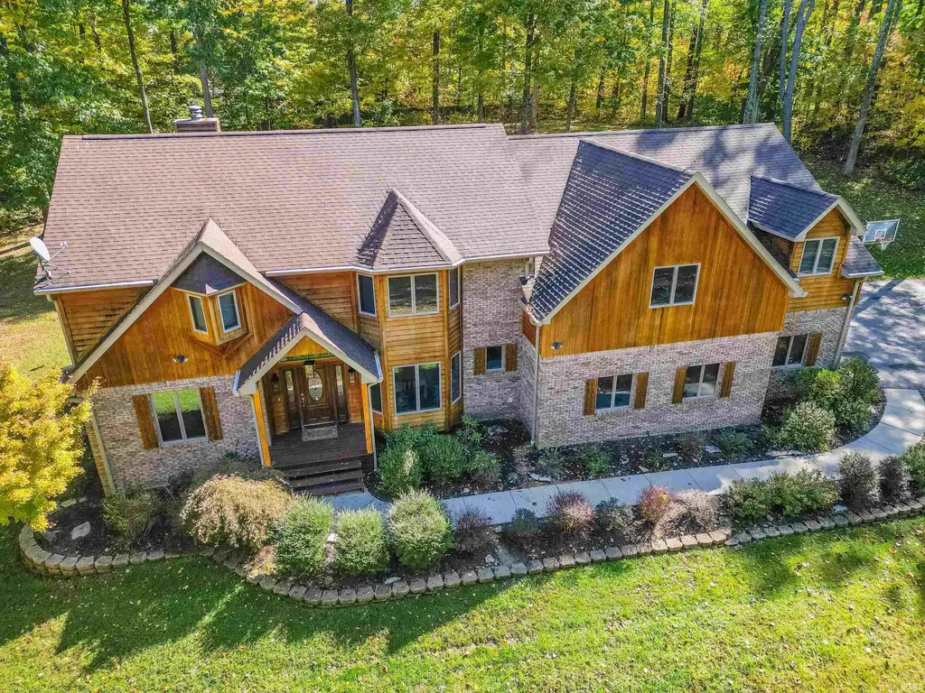 3661 N Lauren Lane, Bloomington