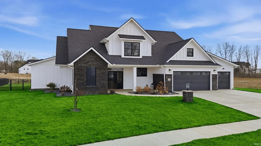 570 Contour Cove, Huntertown