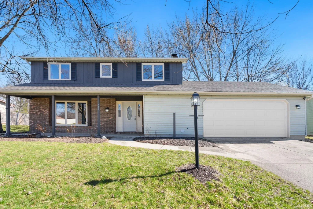 6628 Hillsboro Lane, Fort Wayne