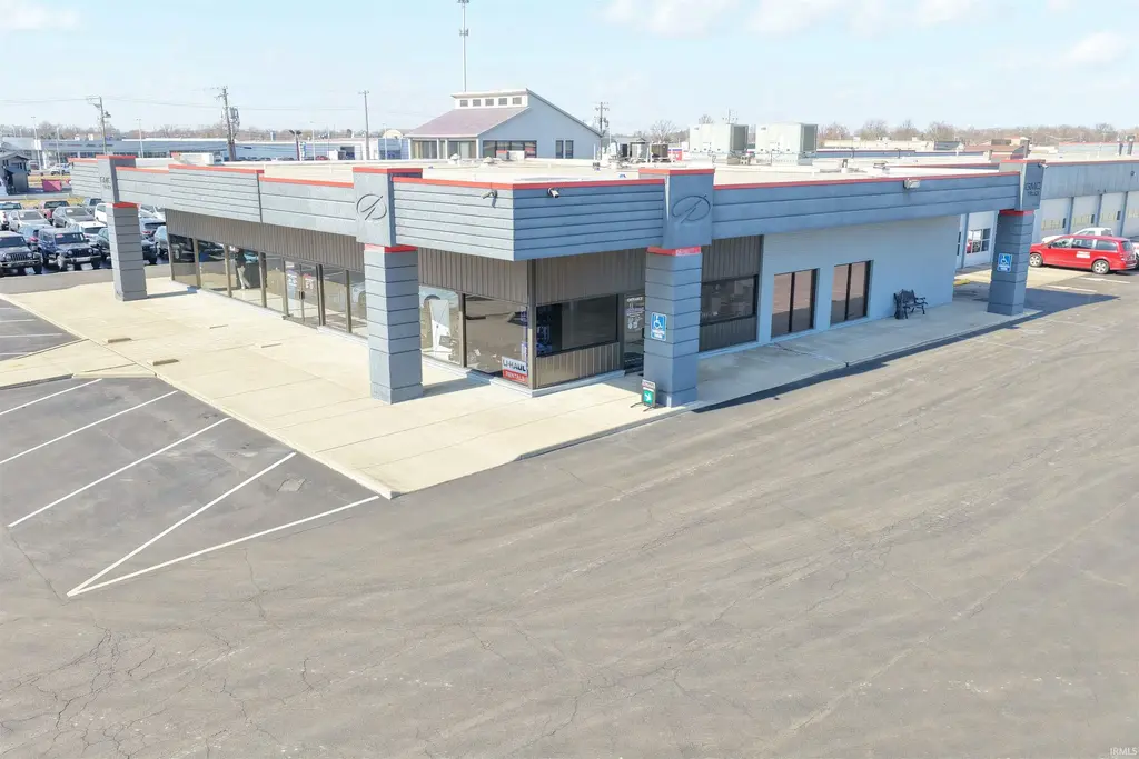 1400 E Boulevard, Kokomo