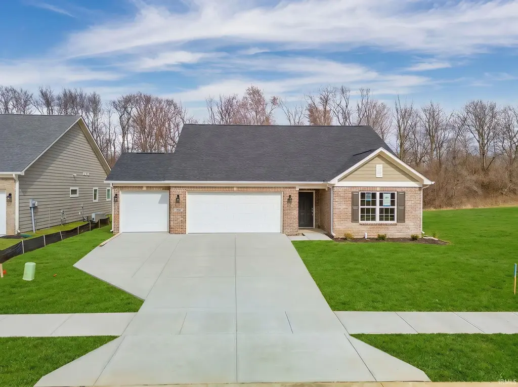 402 Luellen Way, New Castle