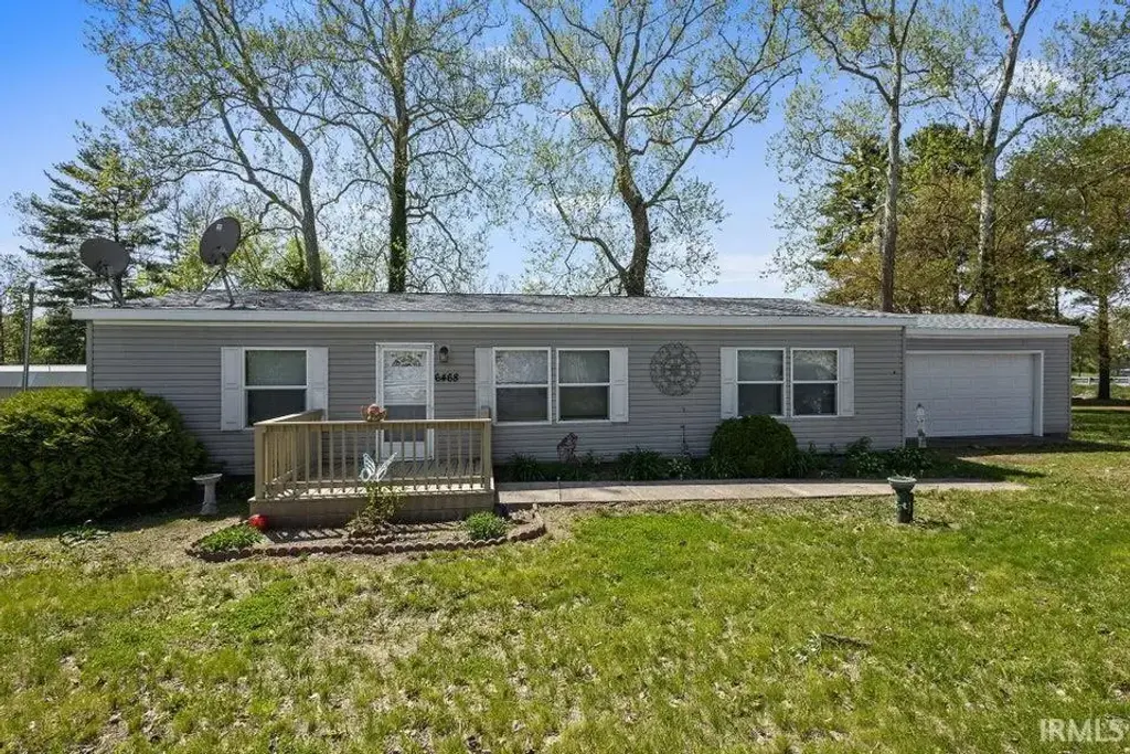 6468 N Bedford Bay Court, Monon