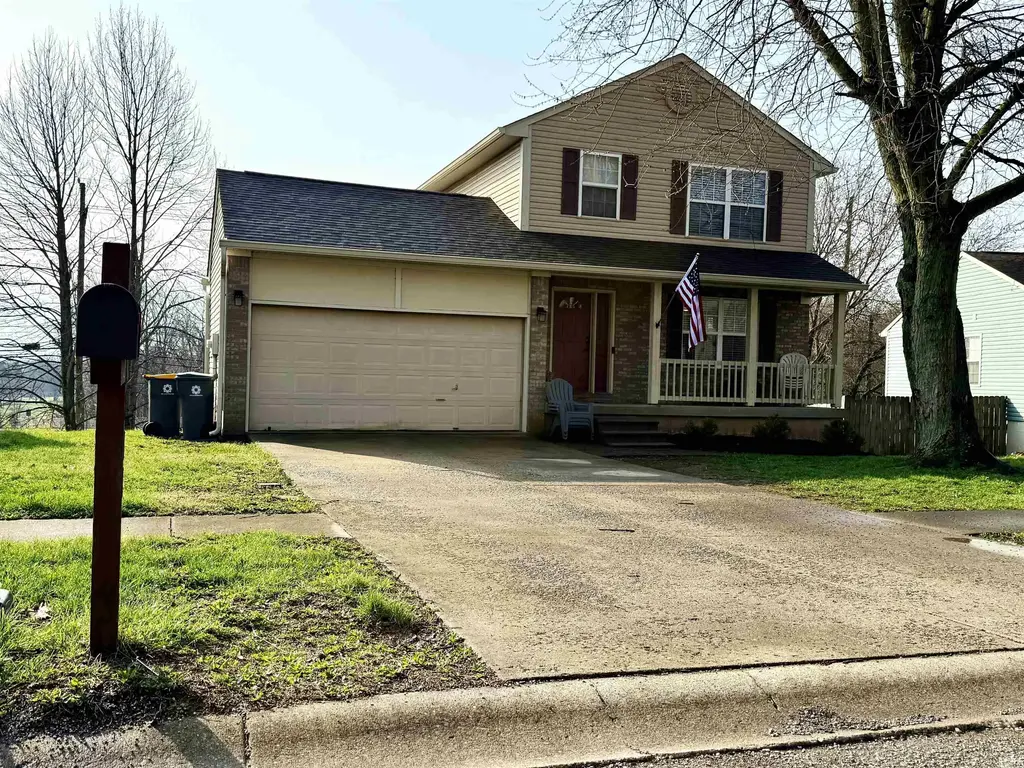 2737 S Pine Meadows Drive, Bloomington