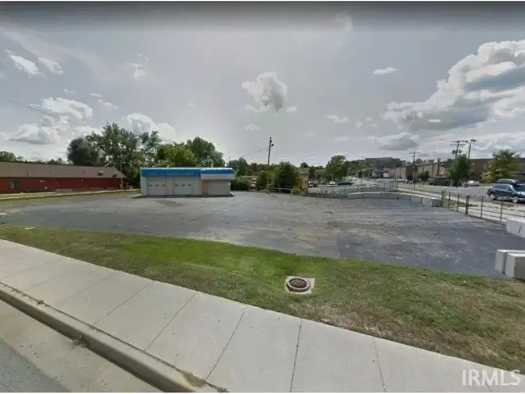 600 & 616 S Walnut Street, Bloomington