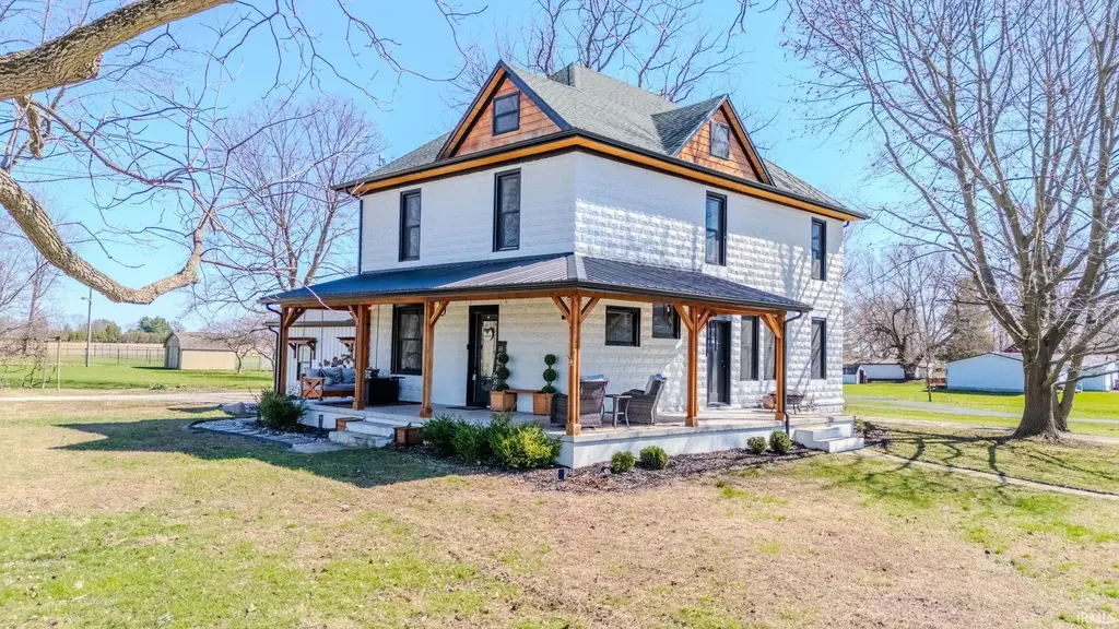 1695 Pike Street, Wabash