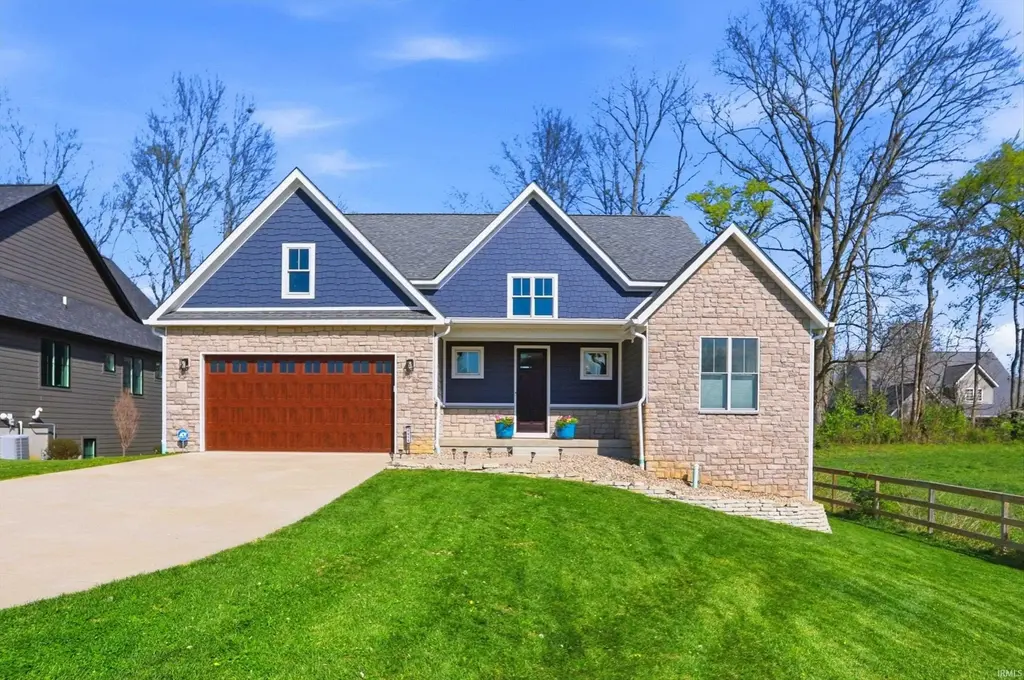 4415 S Rotterdam Drive, Bloomington