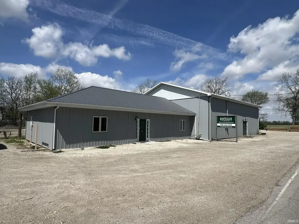 1601 N Country Club Road, Muncie