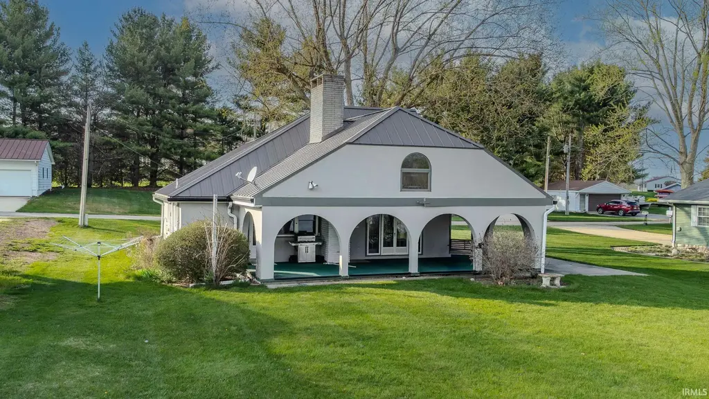 1125 S 495 E, Lagrange