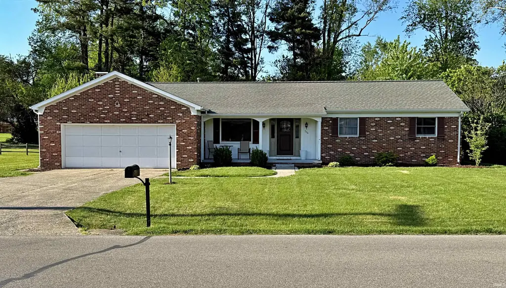 714 Brett Cabel Road, Washington
