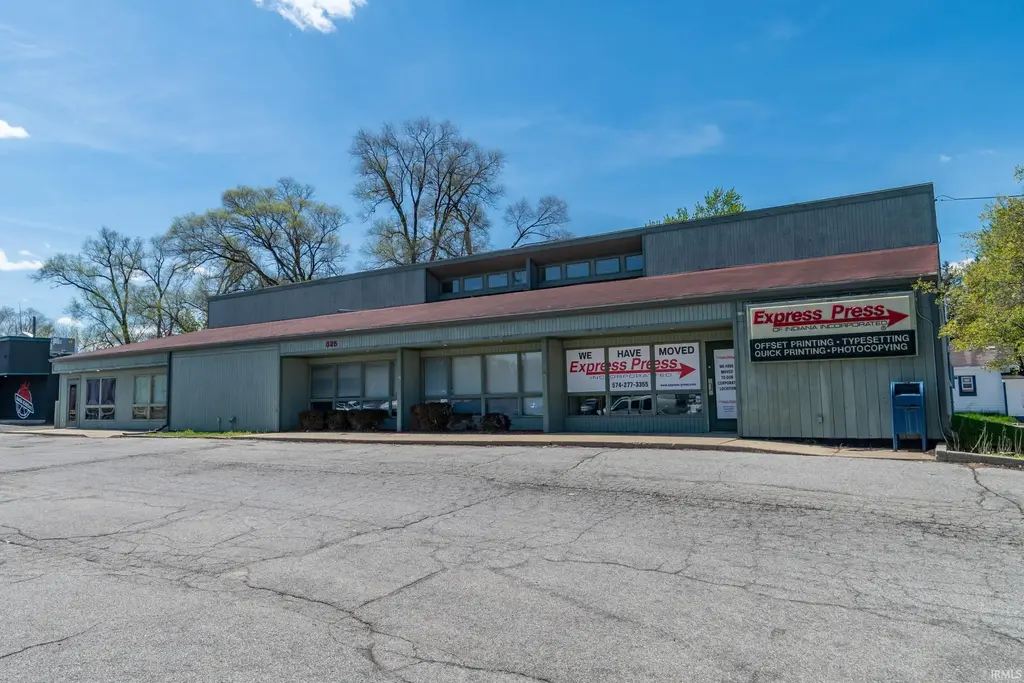 325 N Dixie Way, South Bend