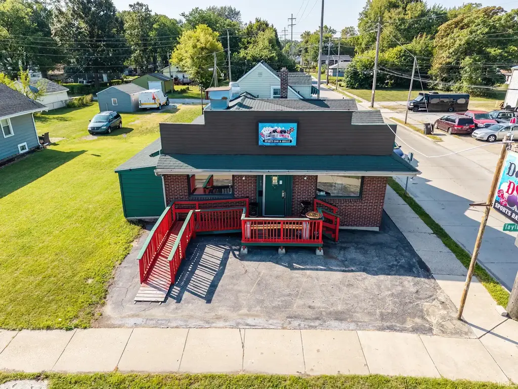 2145 N Taylor Street, Fort Wayne