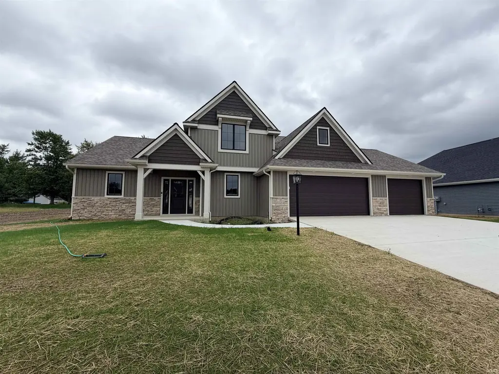 10059 Gala Cove, Fort Wayne