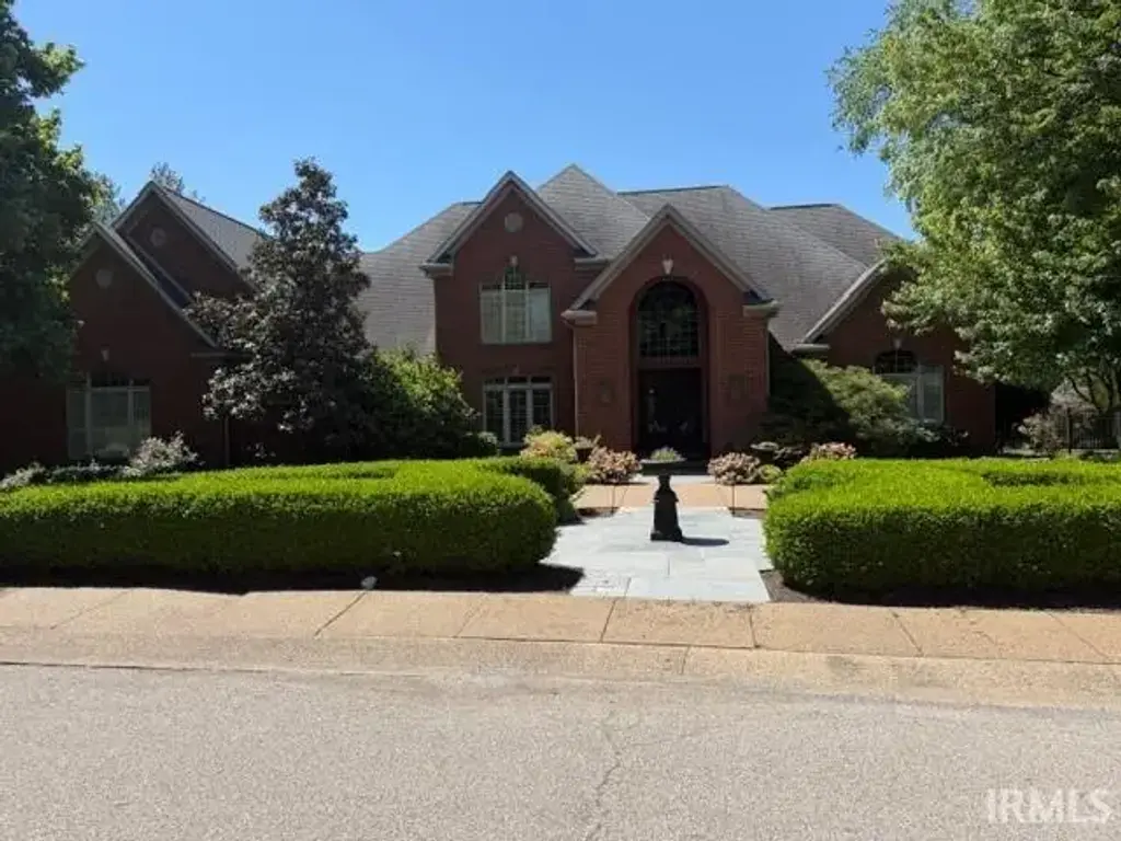5421 Winthrop Court, Evansville
