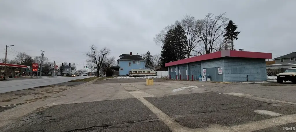 111 E Lincolnway, LaPorte