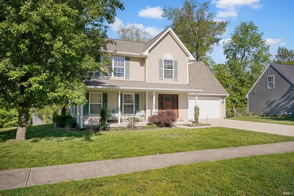 864 S Deer Run, Ellettsville