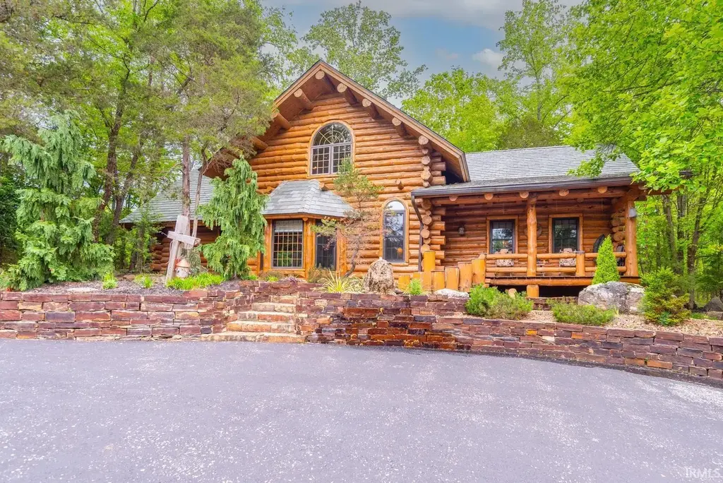 8739 S Old State Road 37, Bloomington