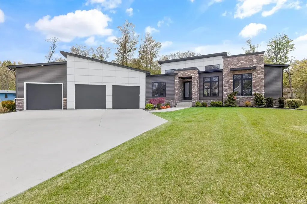50824 Brownstone Drive, Granger
