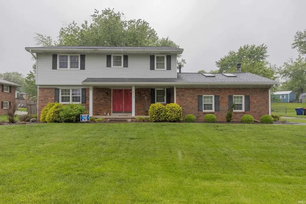 615 Crestmont Drive, Evansville
